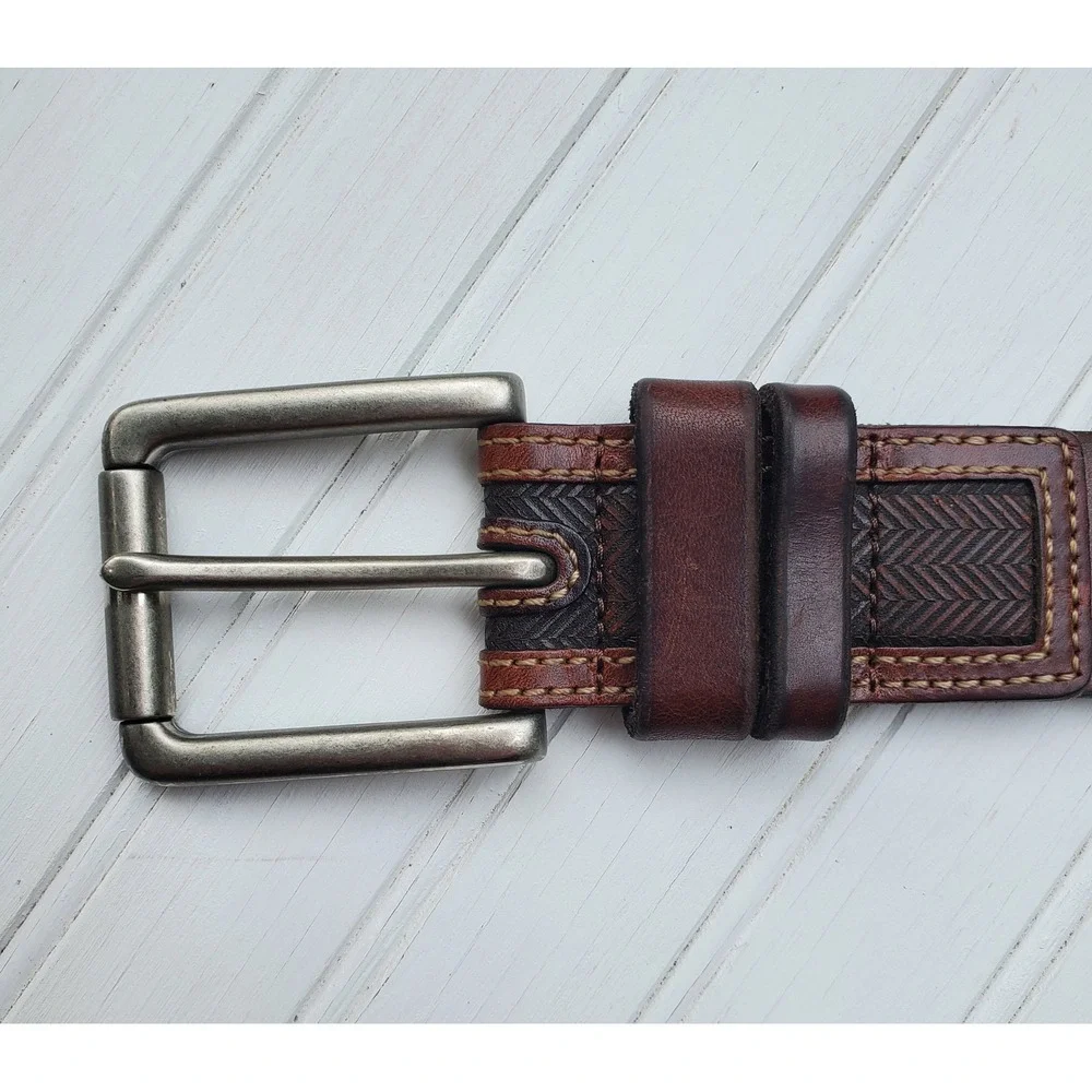 Fossil Mens Dark Brown Leather Belt Herringbone Embossed Buckle Size 36‎
